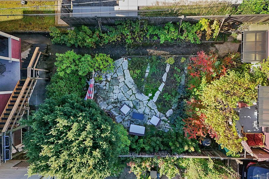 1829 1831 W 2nd Avenue Vancouver, BC - 30