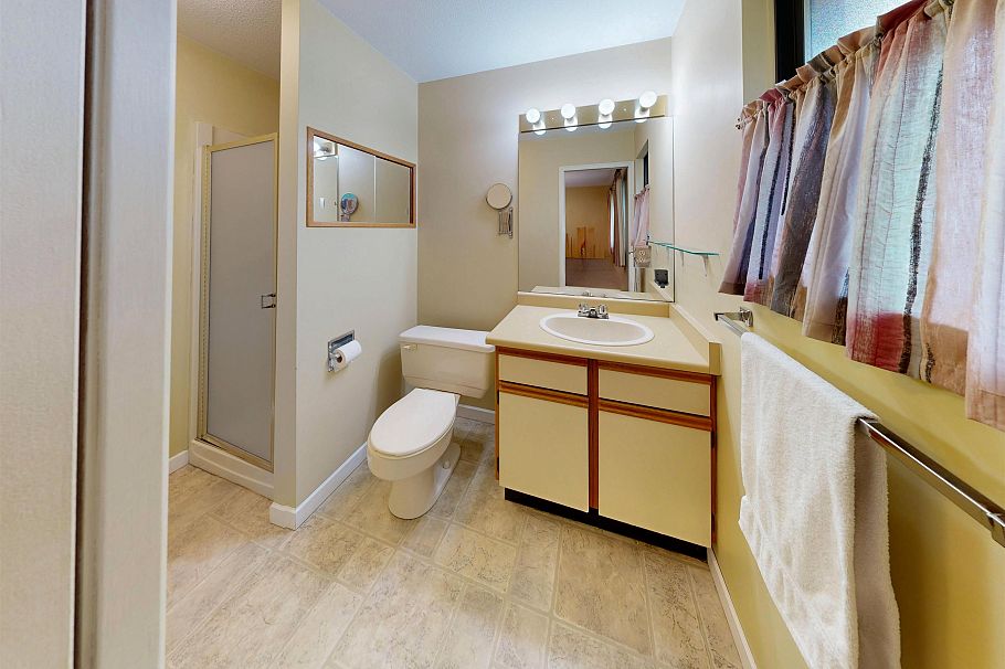 2310 Magnussen Place North Vancouver, BC - 30