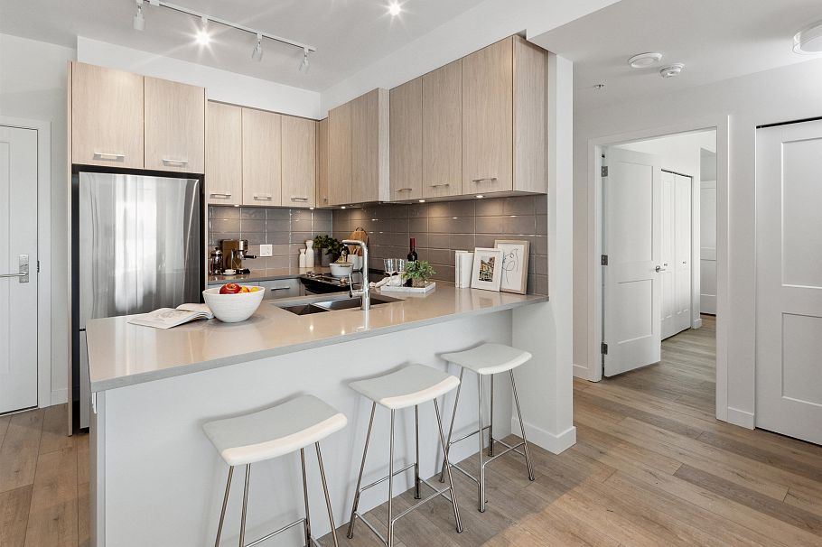 403 4933 Clarendon Street Vancouver, BC - 4