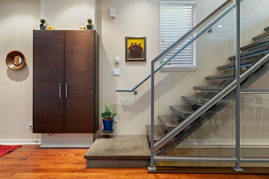 2168 W 8th Avenue Vancouver, BC - 18