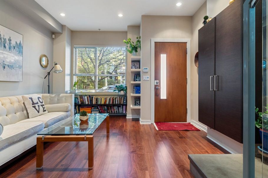 2168 W 8th Avenue Vancouver, BC - 16