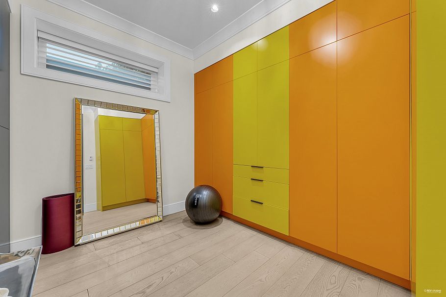 4112 W 11th Avenue Vancouver, BC - 24