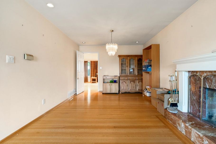 5942 Laurel Street Vancouver, BC - 20