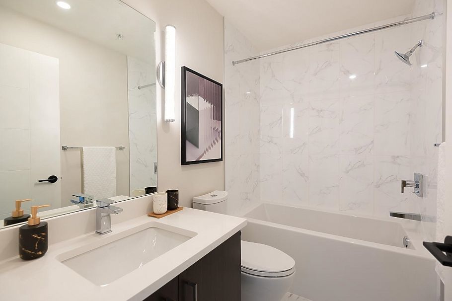 207 1633 Tatlow Avenue North Vancouver, BC - 35