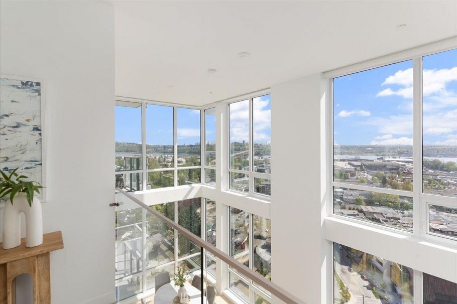 2404 1500 Fern Street North Vancouver, BC - 25