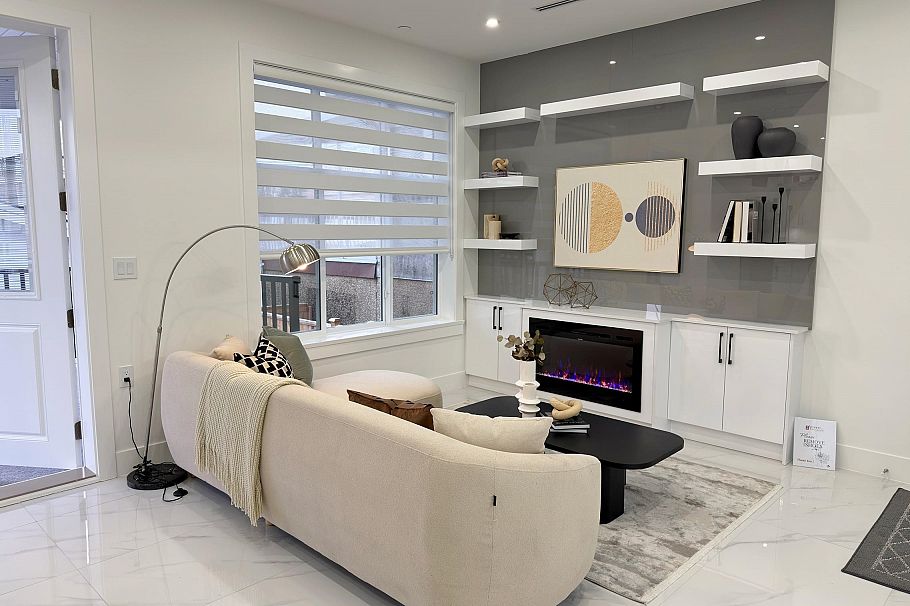 2172 E 46th Avenue Vancouver, BC - 3