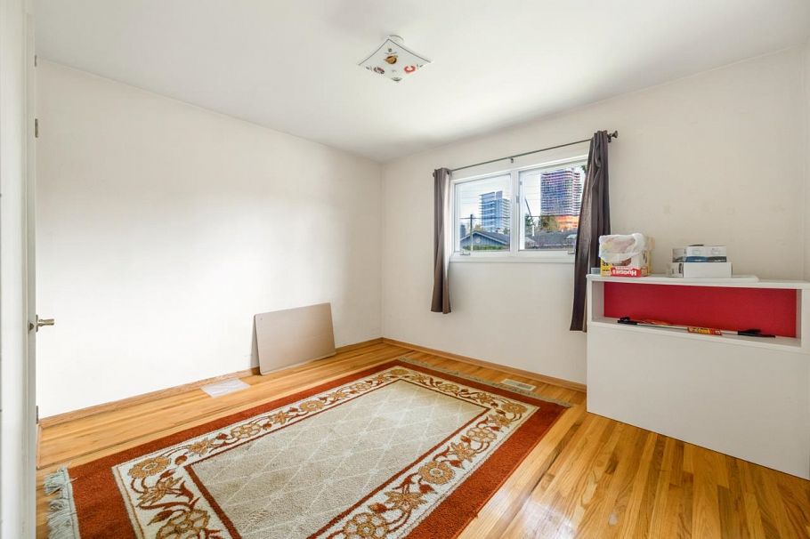 5942 Laurel Street Vancouver, BC - 24