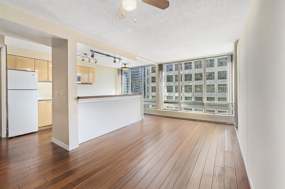 1106 1200 W Georgia Street Vancouver, BC - 7