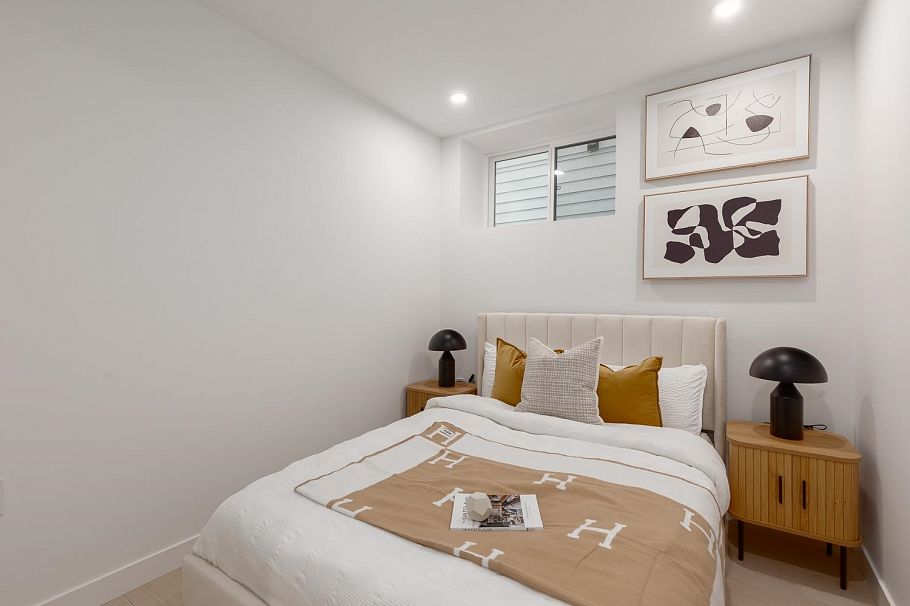 105 2339 E 34th Avenue Vancouver, BC - 9