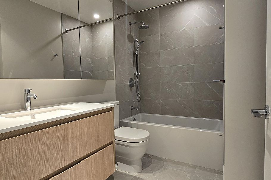 108 1500 Fern STREET STREET, North Vancouver BC V7J 0E6 North Vancouver, BC - 15