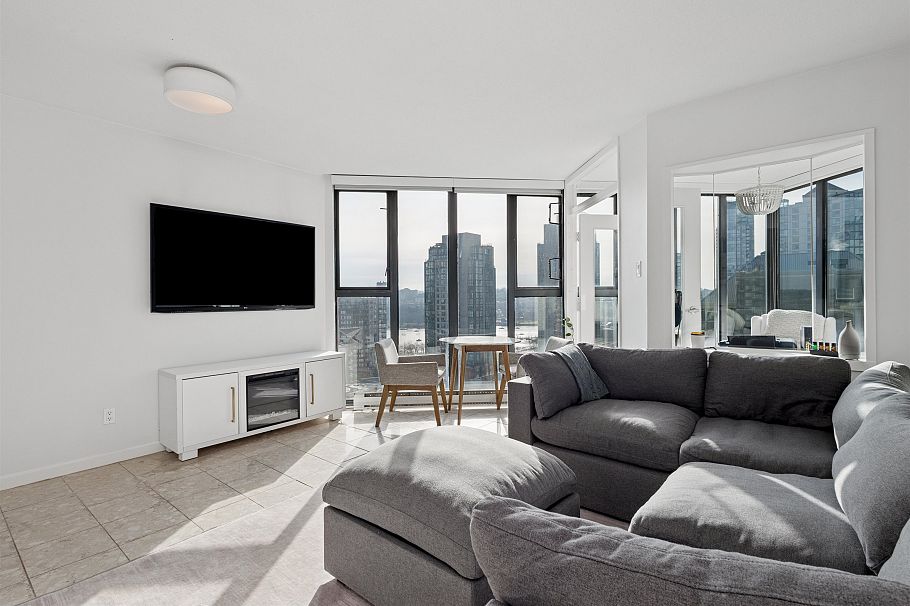 1502 1155 Homer Street Vancouver, BC - 2