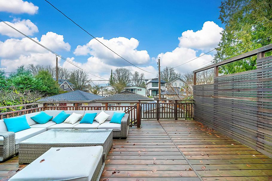 2779 W 13th Avenue Vancouver, BC - 25