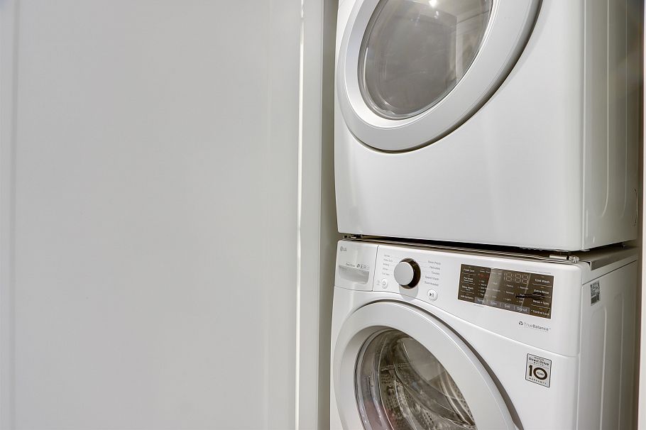 1208 118 Carrie Cates Court Vancouver, BC - 23