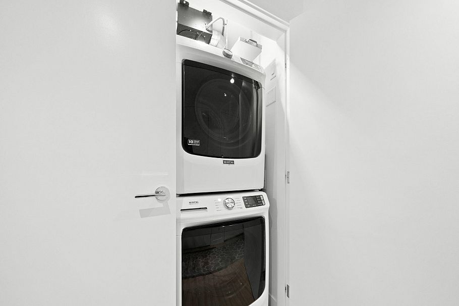 304 707 E 3rd Street North Vancouver, BC - 27