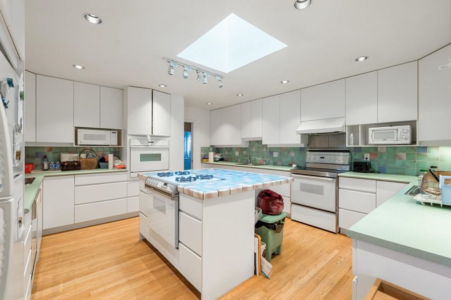 5942 Laurel Street Vancouver, BC - 17