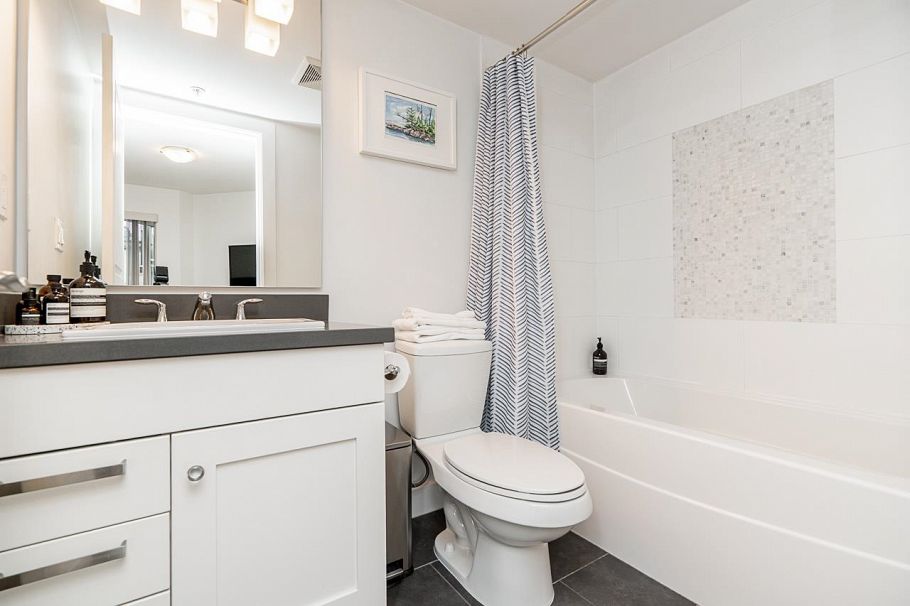 326 738 E 29th Avenue Vancouver, BC - 17