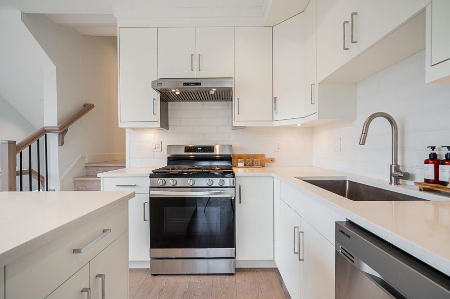 4756 Duchess Street Vancouver, BC - 6