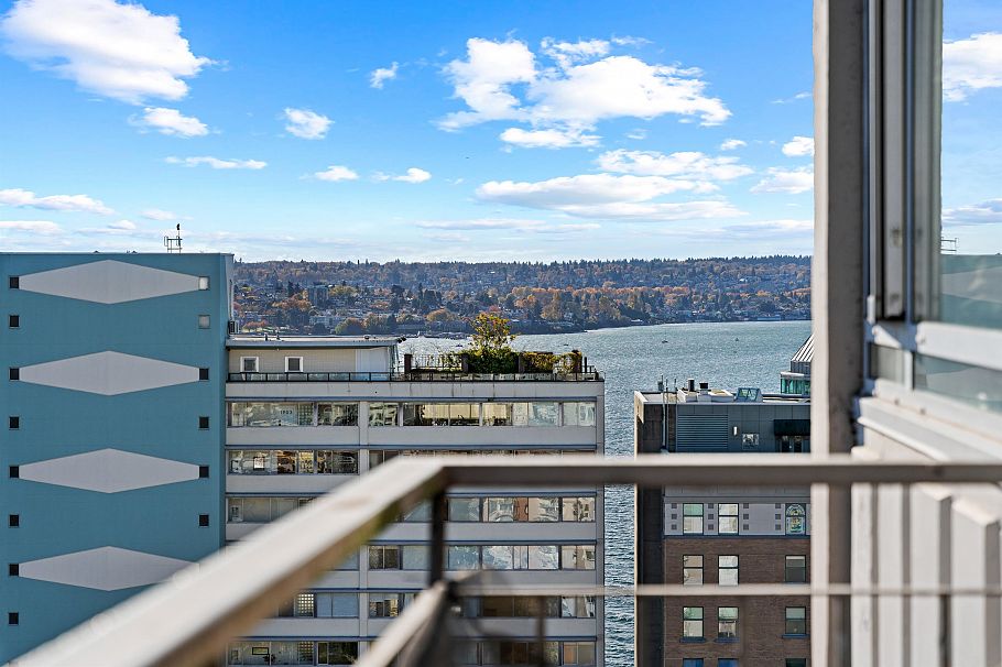 2301 1850 Comox Street Vancouver, BC - 12