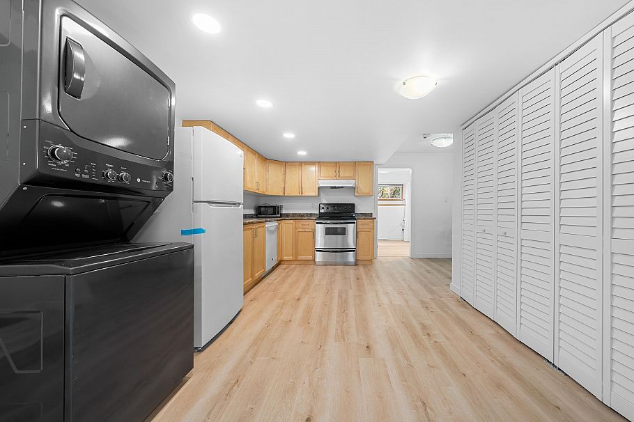 XXXX GRAND BOULEVARD, North Vancouver BC V7L 3X8 North Vancouver, BC - 4