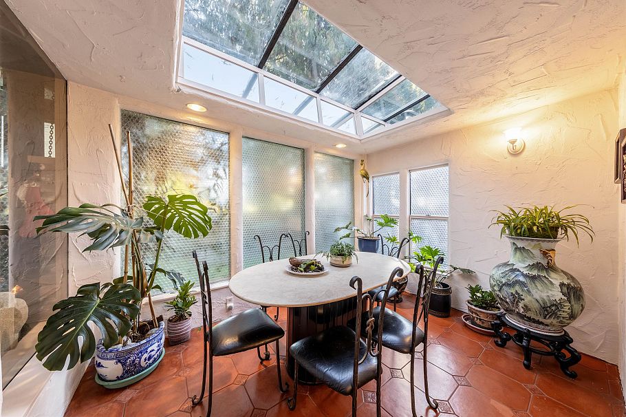 1670 Ayleslynn Drive North Vancouver, BC - 15