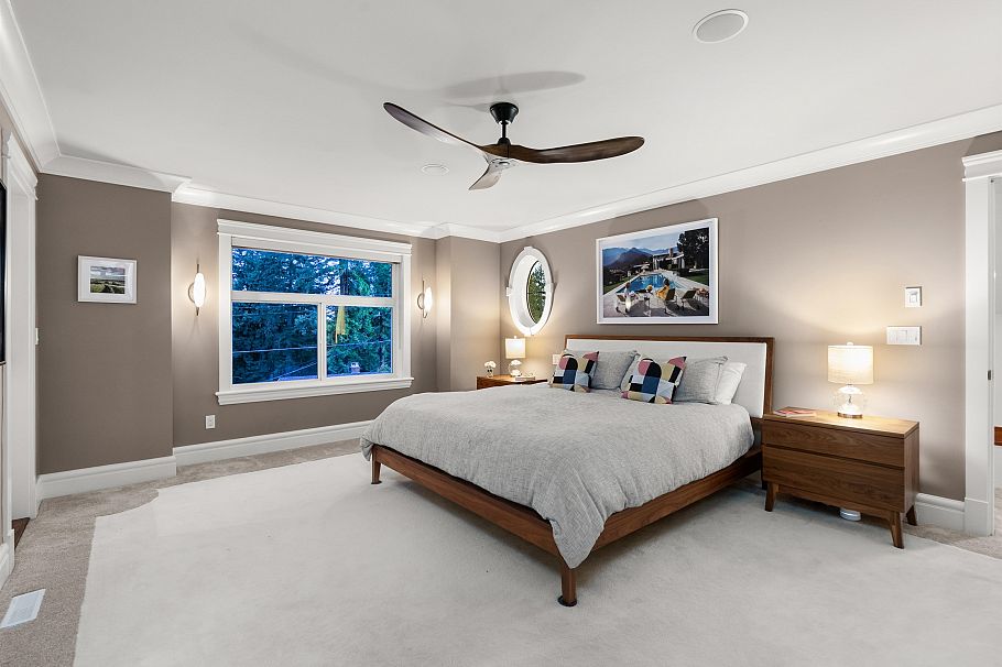 452 Tempe Crescent North Vancouver, BC - 23