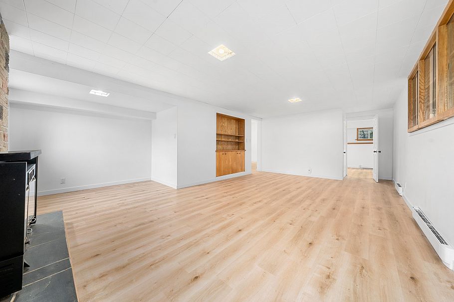 XXXX GRAND BOULEVARD, North Vancouver BC V7L 3X8 North Vancouver, BC - 7