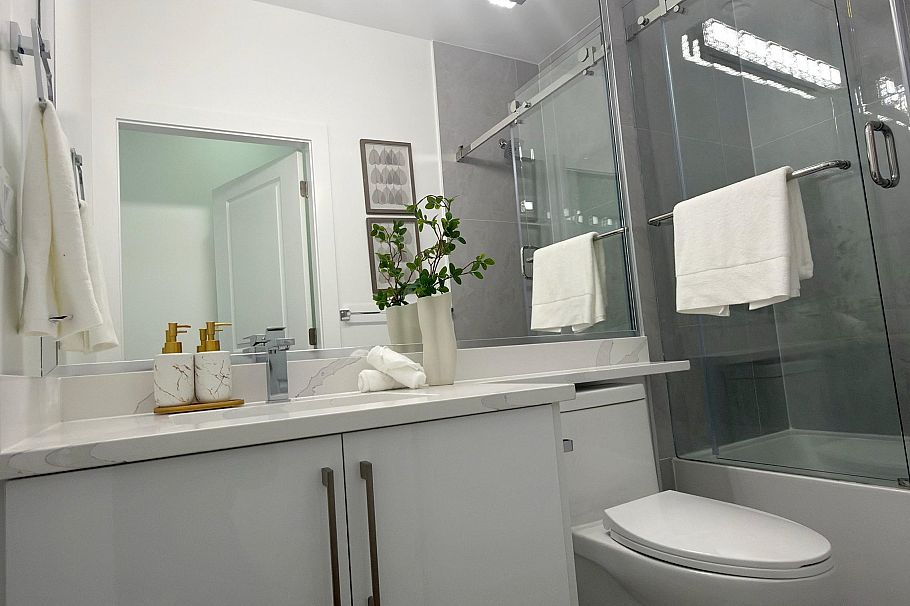 2172 E 46th Avenue Vancouver, BC - 12