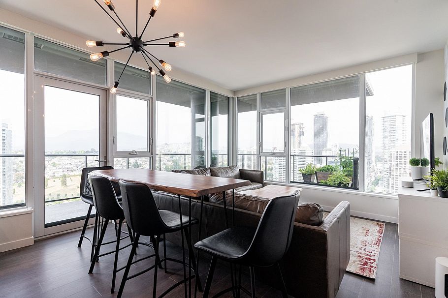 2707 4168 Lougheed Highway Burnaby, BC - 3