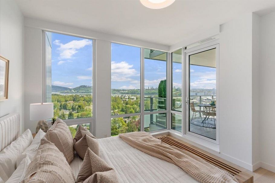 2404 1500 Fern Street North Vancouver, BC - 17