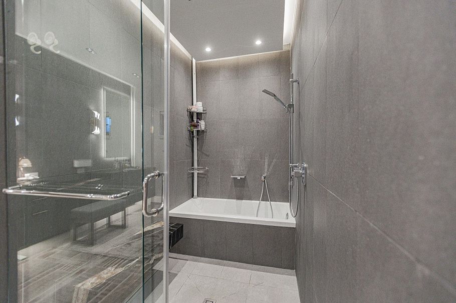 2051 W King Edward Avenue Vancouver, BC - 6