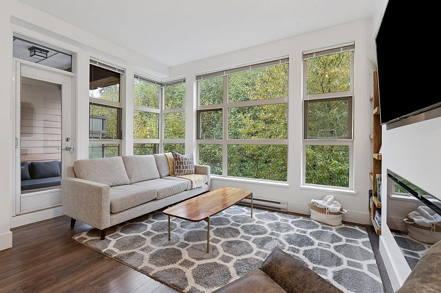 406 3606 Aldrecrest Drive North Vancouver, BC - 5