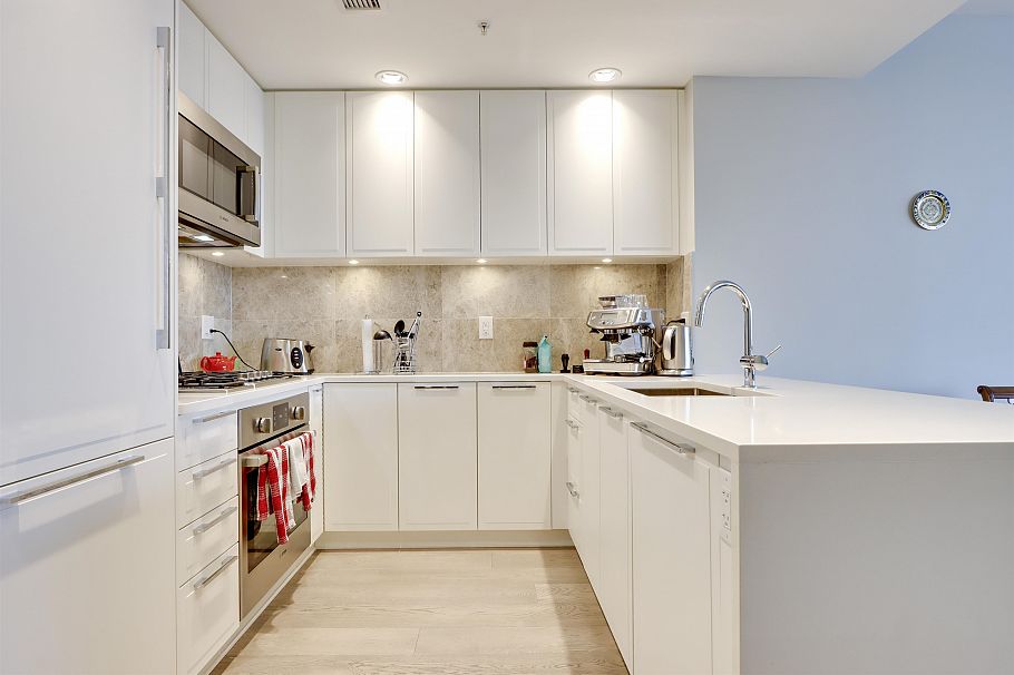 1208 118 Carrie Cates Court Vancouver, BC - 16