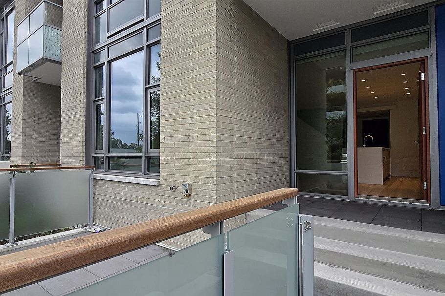 108 1500 Fern STREET STREET, North Vancouver BC V7J 0E6 North Vancouver, BC - 3