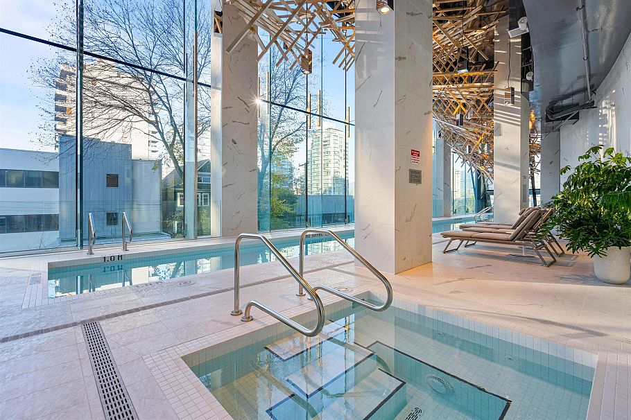 1504 1568 Alberni Street Vancouver, BC - 17