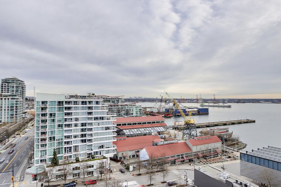 1208 118 Carrie Cates Court Vancouver, BC - 11