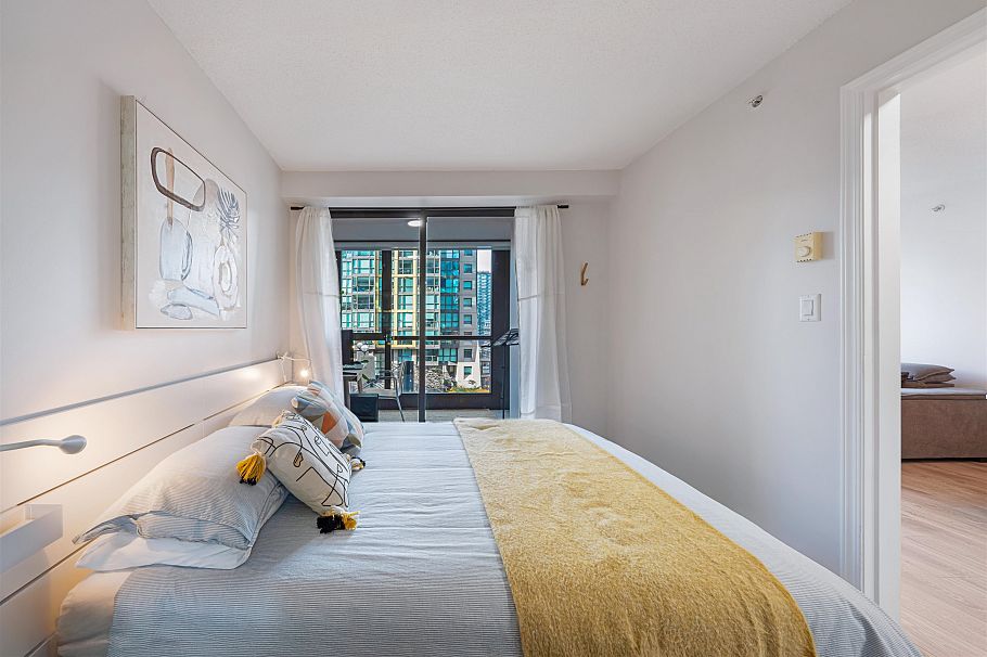 306 1331 Alberni Street Vancouver, BC - 15