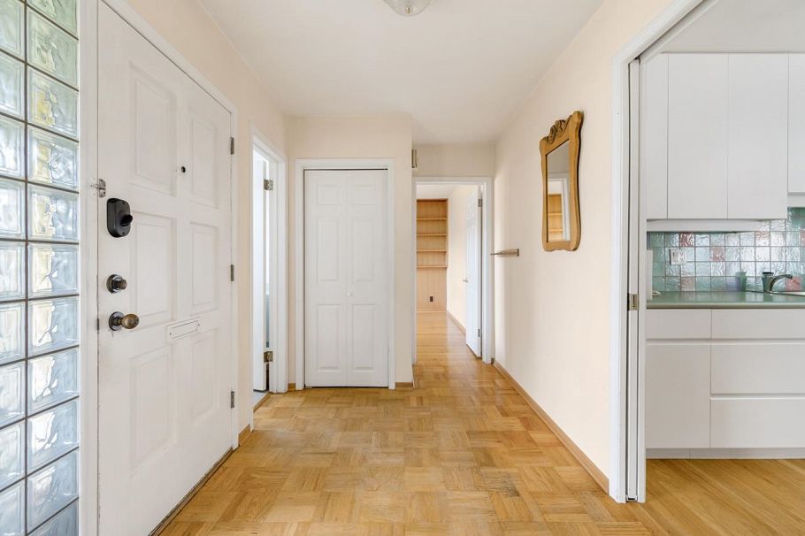 5942 Laurel Street Vancouver, BC - 10