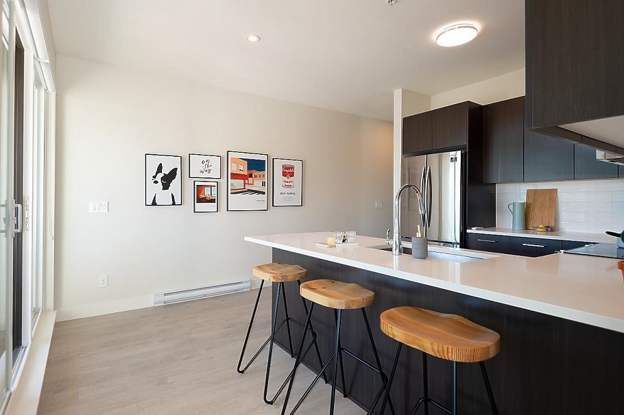 207 1633 Tatlow Avenue North Vancouver, BC - 15