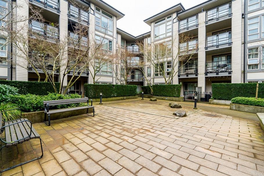 326 738 E 29th Avenue Vancouver, BC - 29