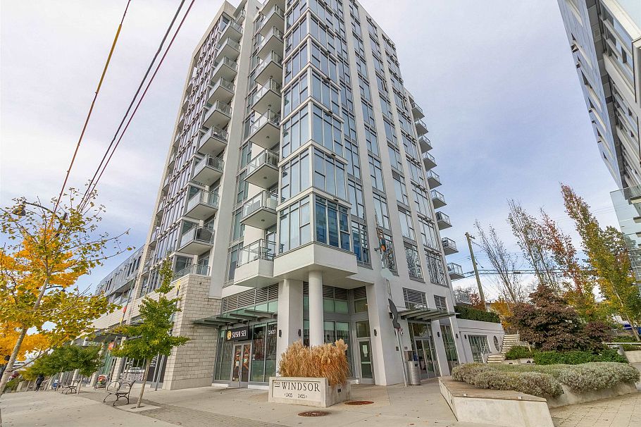 302 2435 Kingsway Vancouver, BC - 1