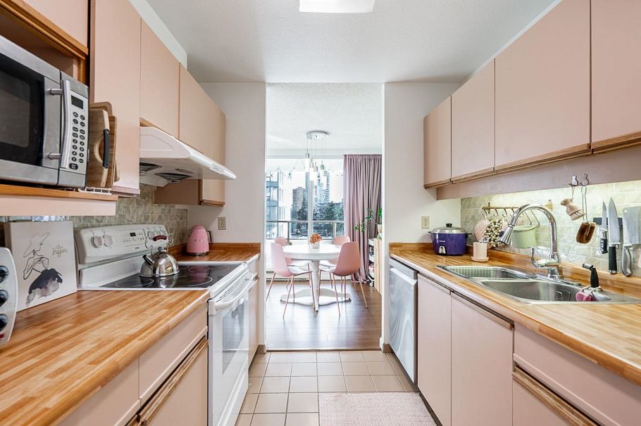 801 5790 Patterson Avenue Burnaby, BC - 14