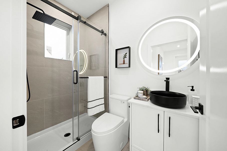 2 1967 E 13th Avenue Vancouver, BC - 28