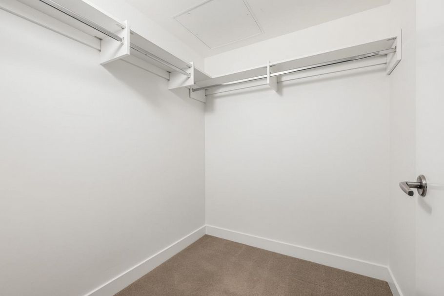 203 1561 W 57th Avenue Vancouver, BC - 21