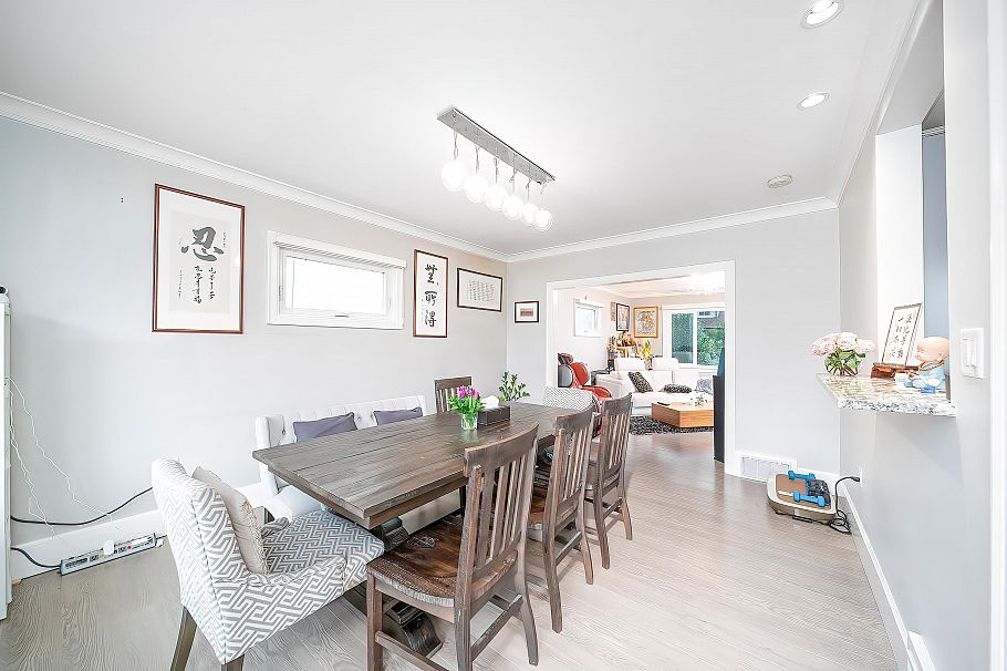 2779 W 13th Avenue Vancouver, BC - 12