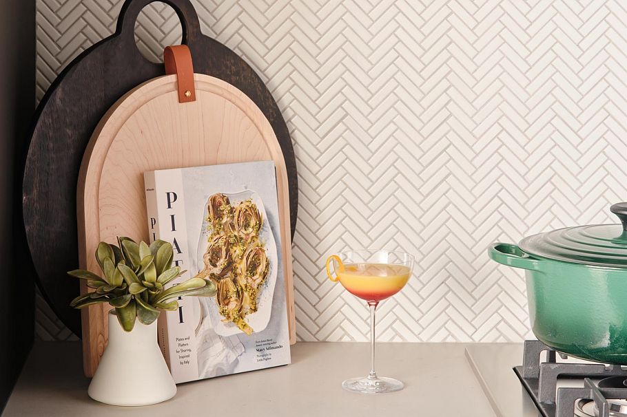 311 1680 E 12th Avenue Vancouver, BC - 5