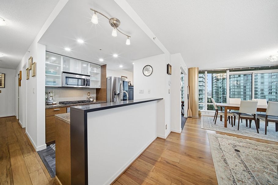 1106 980 Cooperage Way Vancouver, BC - 17