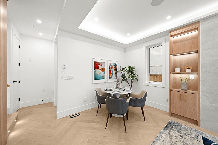 1 1967 E 13th Avenue Vancouver, BC - 16