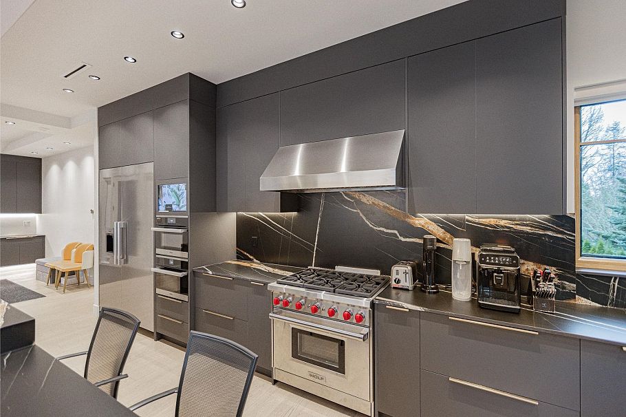 2051 W King Edward Avenue Vancouver, BC - 30