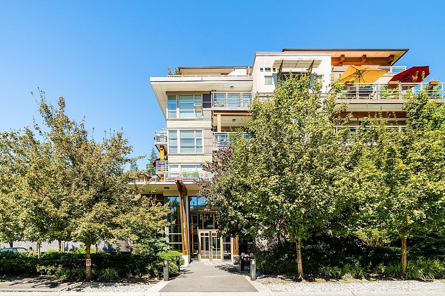 406 3606 Aldrecrest Drive North Vancouver, BC - 1