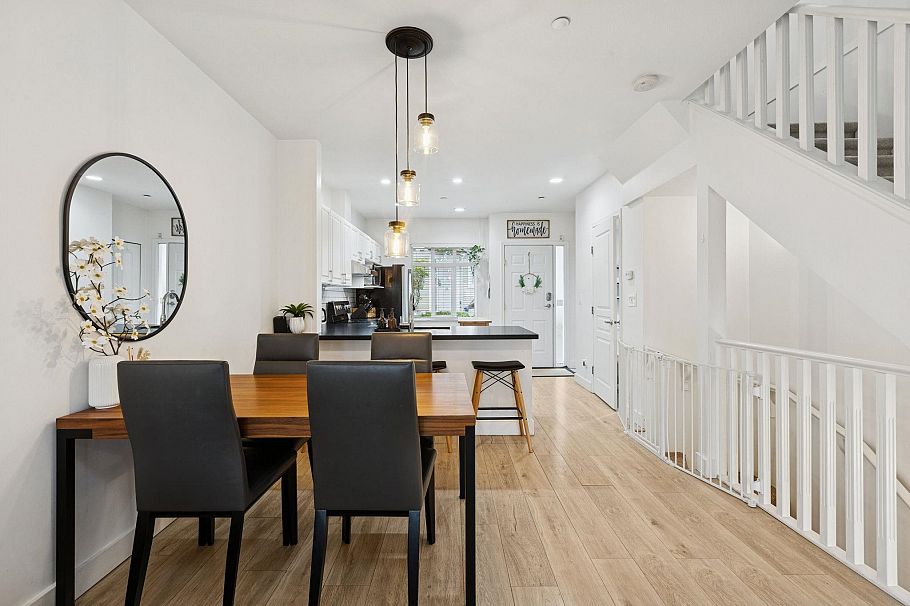 8528 Lighthouse Way Vancouver, BC - 8